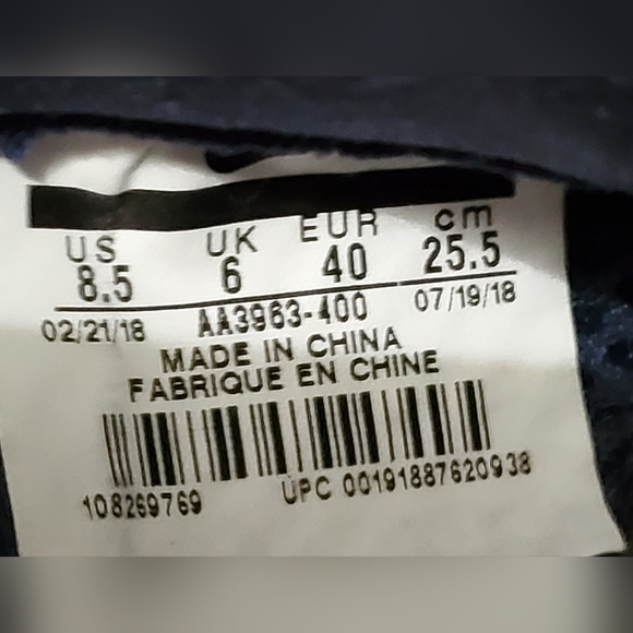 Nike Air Foamposite One Womens size 8.5 AA3963-400 - Picture 6 of 6